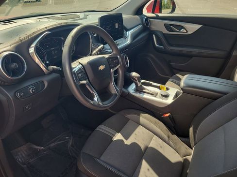Used 2023 Chevrolet Blazer LT image 9