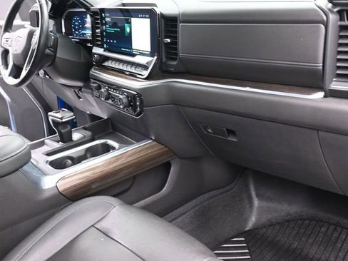 Used 2022 Chevrolet Silverado 1500 LT Trail Boss w/ LT Trail Boss Premium Package image 26