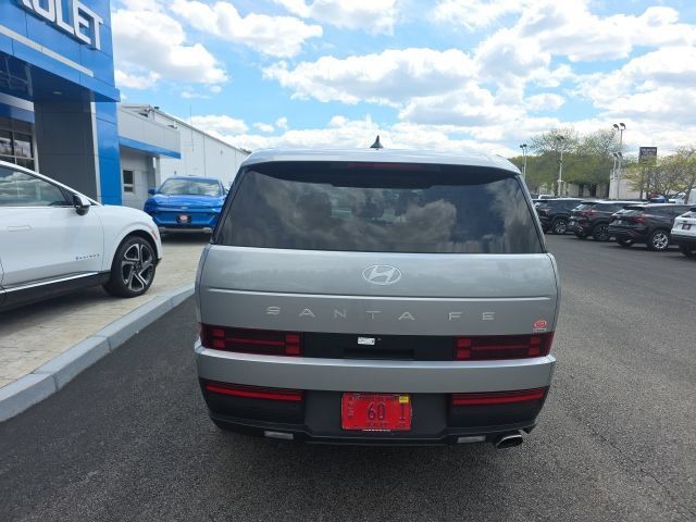 Used 2025 Hyundai Santa Fe SE AWD/4WD image 3