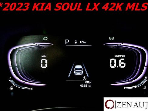 Used 2023 Kia Soul LX w/ Option Group 015 image 14