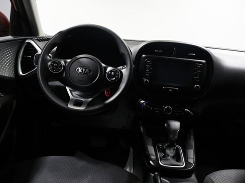 Used 2021 Kia Soul LX image 16