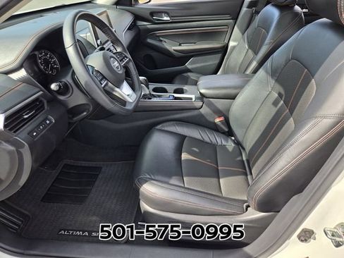 Used 2021 Nissan Altima 2.5 SR w/ SR Premium Package FWD image 10