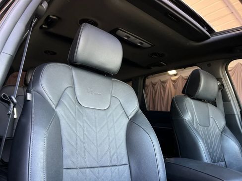 Used 2023 Kia Telluride EX X-Line AWD/4WD image 19