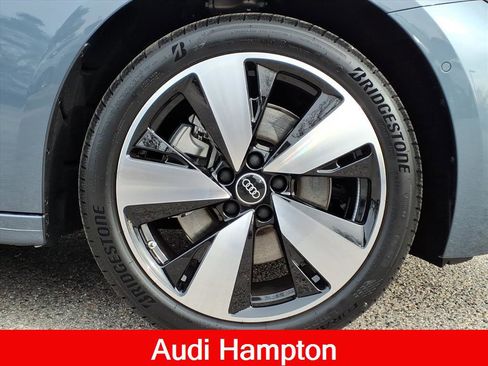 Used 2025 Audi A5 2.0T Prestige w/ 19" Wheel Package AWD/4WD image 5