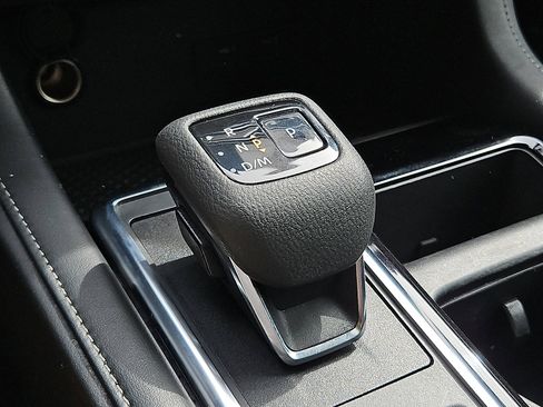 Certified 2023 Nissan Pathfinder SV w/ SV Premium Package AWD/4WD image 15