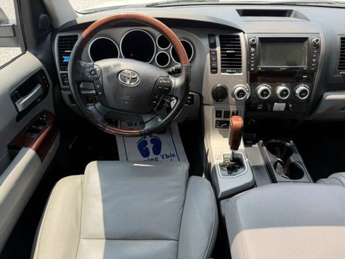 Used 2012 Toyota Sequoia Platinum RWD image 13