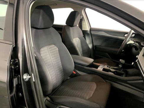 Certified 2025 Kia K5 LXS FWD image 7