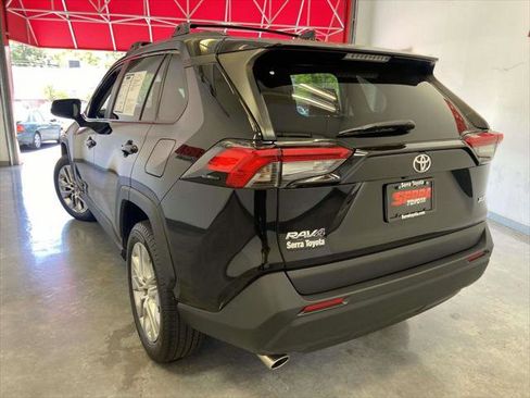 Certified 2025 Toyota RAV4 XLE Premium image 5