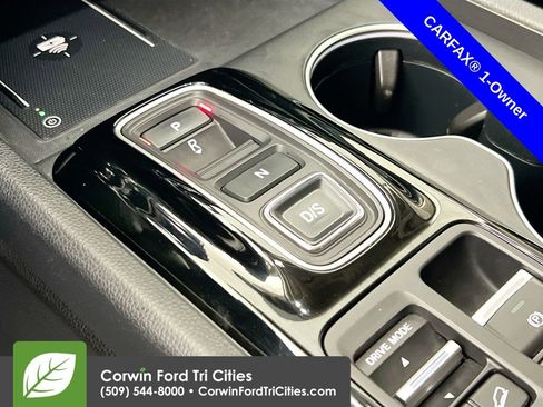 Used 2023 Honda Pilot Elite image 10