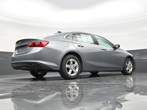 Used 2023 Chevrolet Malibu LS FWD image 24