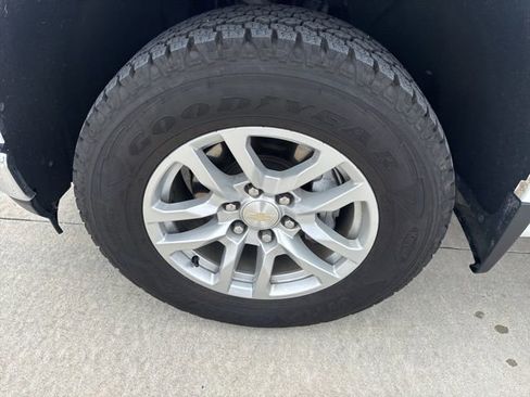 Used 2021 Chevrolet Silverado 1500 LT image 9