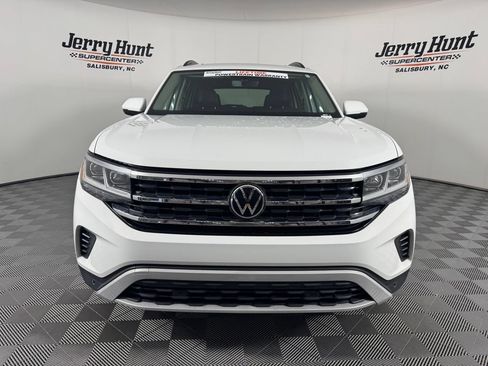 Used 2023 Volkswagen Atlas SE w/ Panoramic Sunroof Package FWD image 4