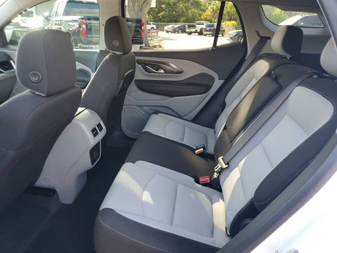 Used 2023 GMC Terrain SLE FWD image 13