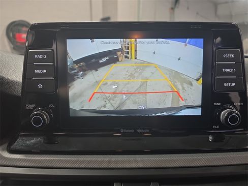 Used 2021 Kia Seltos LX image 22