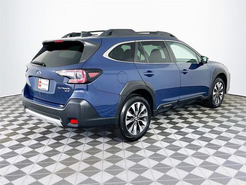 Used 2023 Subaru Outback Limited XT AWD/4WD image 9