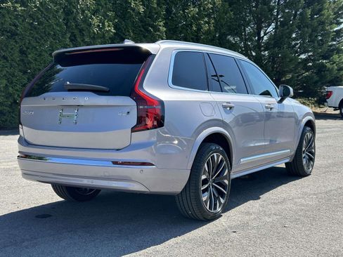 New 2026 Volvo XC90 B5 Plus image 3