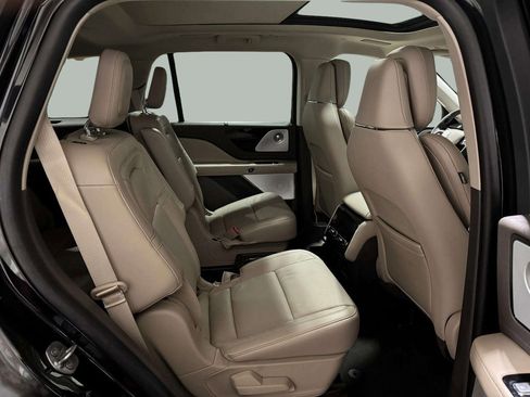 Certified 2024 Lincoln Aviator Reserve w/ Equipment Group 201A image 28