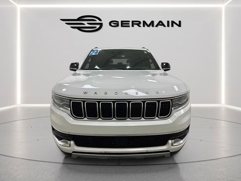 Used 2024 Jeep Wagoneer L Series II w/ Flexible Seating Group image 3