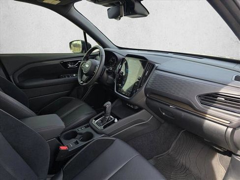 Used 2025 Subaru Forester Touring w/ Popular Package - Touring image 12
