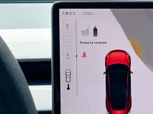 Used 2025 Tesla Model 3 Long Range RWD image 16
