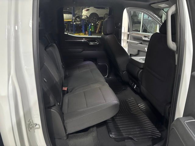 Used 2024 GMC Sierra 1500 Elevation w/ X31 Off-Road Package AWD/4WD image 32