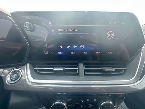 Used 2024 Chevrolet Trax ACTIV w/ Driver Confidence Package FWD image 18