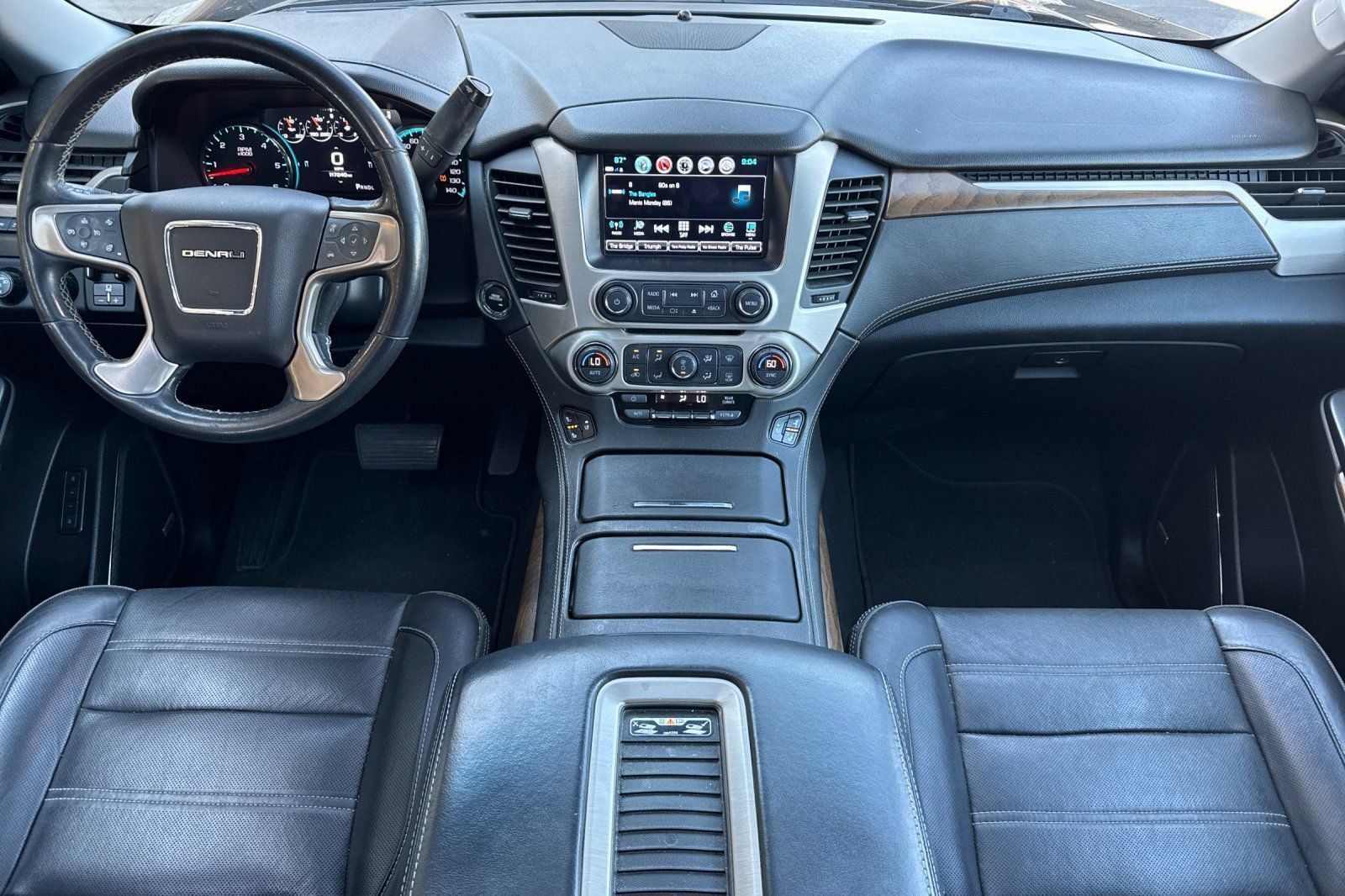 Used 2019 GMC Yukon Denali w/ Open Road Package AWD/4WD image 12