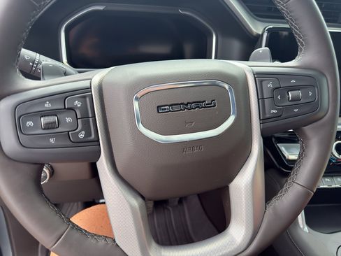 Used 2026 GMC Sierra 1500 Denali AWD/4WD image 11