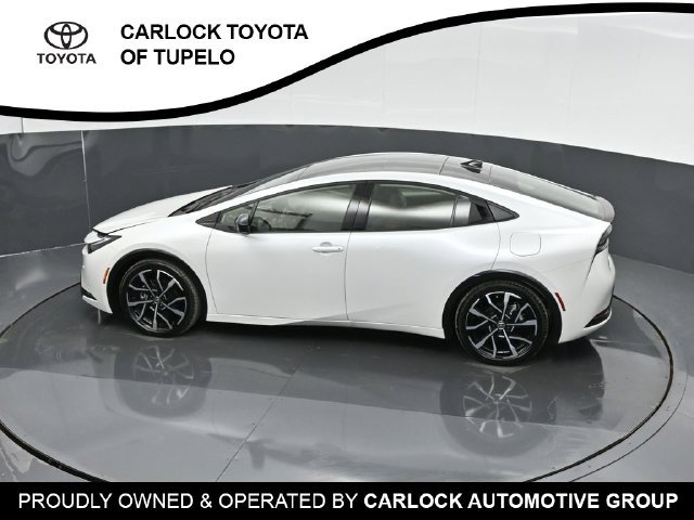Used 2026 Toyota Prius Plug-In Hybrid FWD image 59