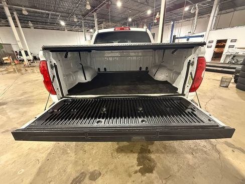 Used 2015 Toyota Tundra SR5 w/ SR5 Upgrade Package image 8