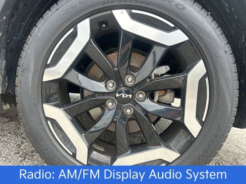 Used 2024 Kia Telluride EX image 29