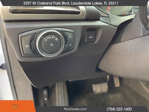 Used 2015 Ford Fusion SE w/ Equipment Group 202A AWD/4WD image 38