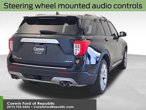 Used 2024 Ford Explorer Platinum w/ Technology Package image 9