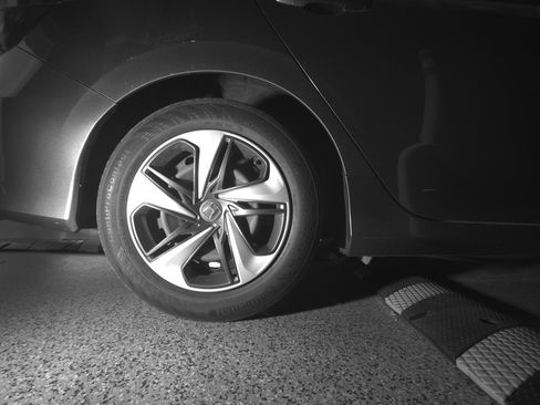 Used 2019 Honda Civic LX image 11
