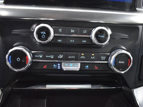 Used 2023 Ford F150 Lariat image 15