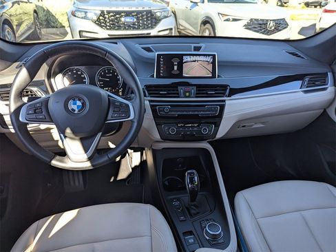 Used 2022 BMW X1 xDrive28i w/ Premium Package image 17