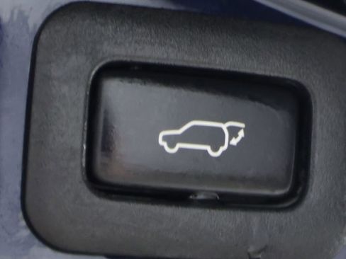 Used 2018 Toyota Land Cruiser AWD/4WD image 18