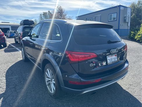 Used 2017 Audi Q5 2.0T Premium Plus w/ Technology Package AWD/4WD image 7