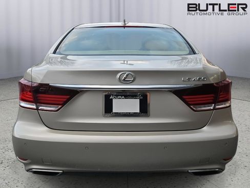 Used 2015 Lexus LS 460 w/ Comfort Package image 6