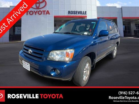 Used 2004 Toyota Highlander 2WD V6 image 1