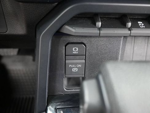 Used 2025 Toyota Tundra SR5 w/ SR5 Convenience Package AWD/4WD image 30