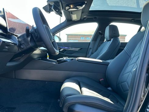 New 2026 BMW 530i xDrive w/ M Sport Package AWD/4WD image 14