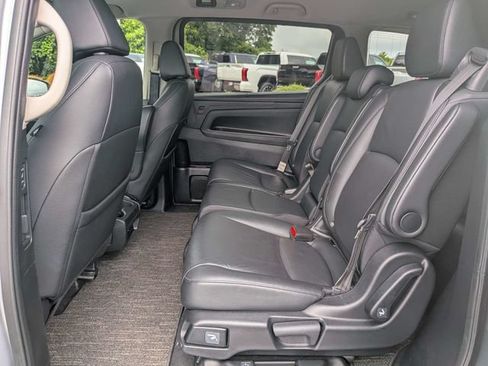 Used 2025 Honda Odyssey EX-L image 16