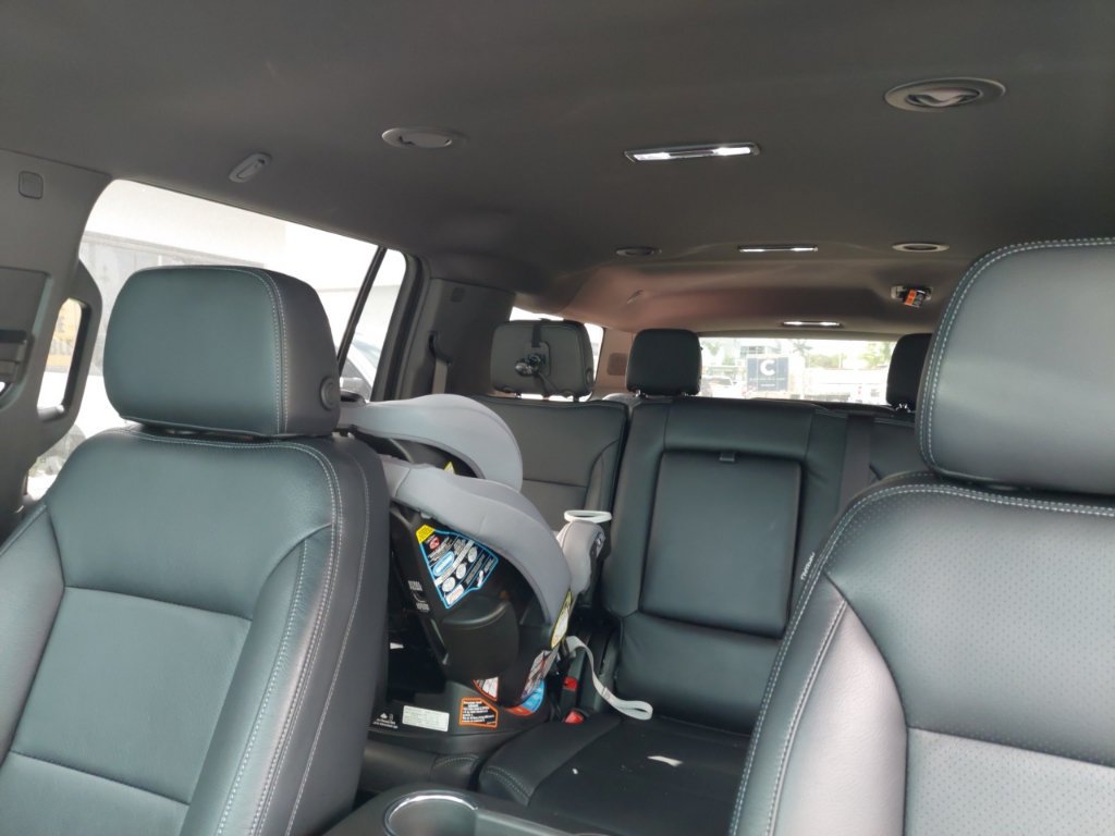 Used 2026 Chevrolet Suburban LS RWD image 6