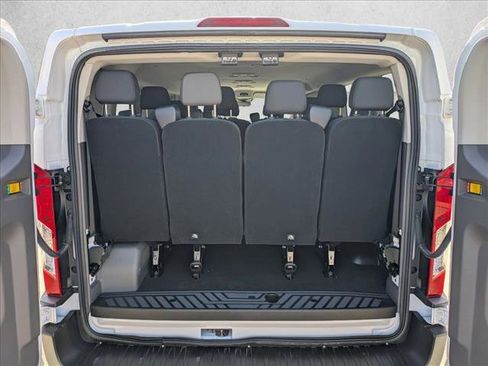 Used 2023 Ford Transit 350 XLT image 6