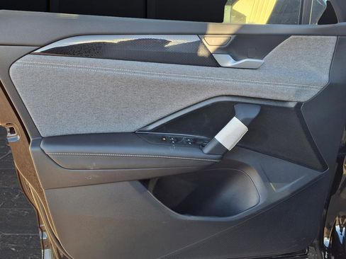 New 2026 Volkswagen Tiguan S image 46