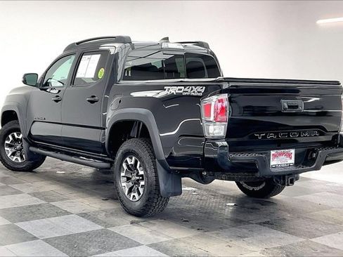 Used 2020 Toyota Tacoma TRD Off-Road image 10