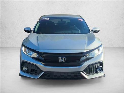Used 2018 Honda Civic Sport image 2