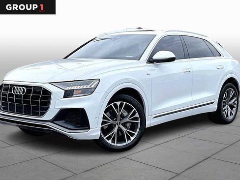 Used 2021 Audi Q8 Premium Plus w/ Premium Plus Package image 1