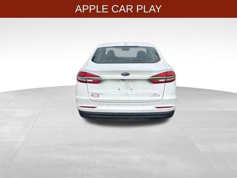 Used 2019 Ford Fusion SE image 6